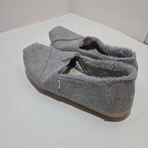 Toms Gray Fuzzy Flats